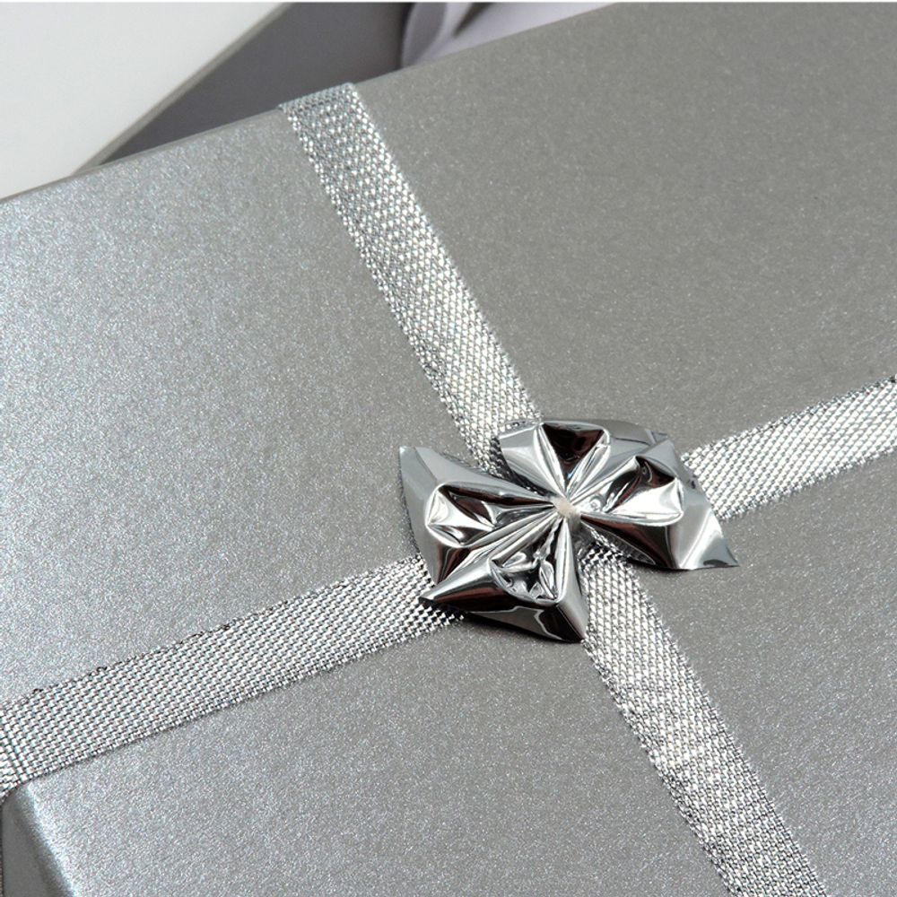 Картонный футляр большого размера для украшений