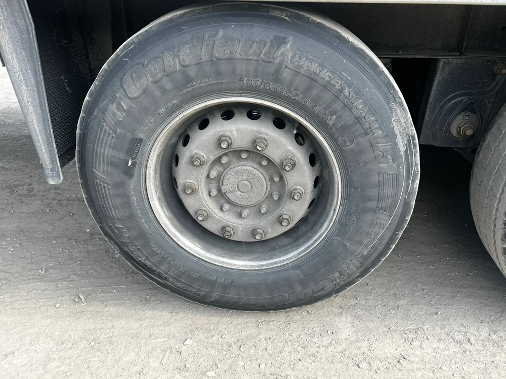 BONUM 9142* Полуприцеп шторный 914296-04 (длина 13,62 м.)