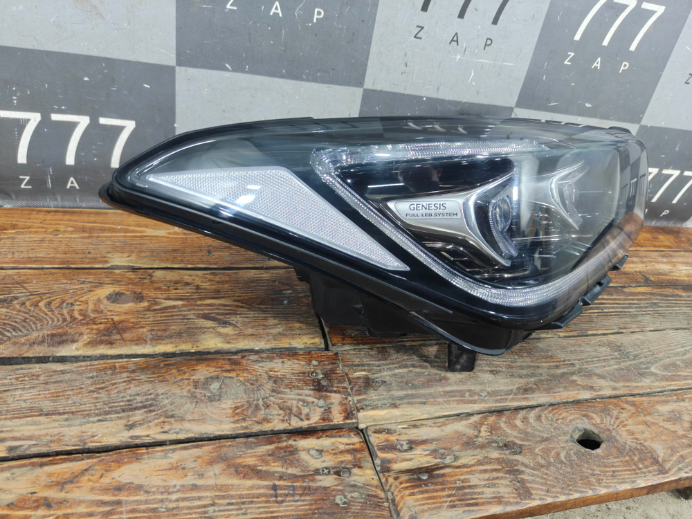 Фара правая LED Genesis G80 1 16-20 Б/У Оригинал 92104B1500