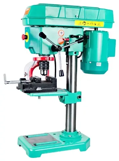 Сверлильный станок Sturm! BD7037