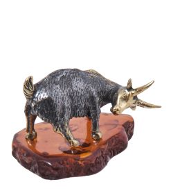 Народные промыслы AM- 577 Фигурка «Коза бодающаяся» (латунь, янтарь)