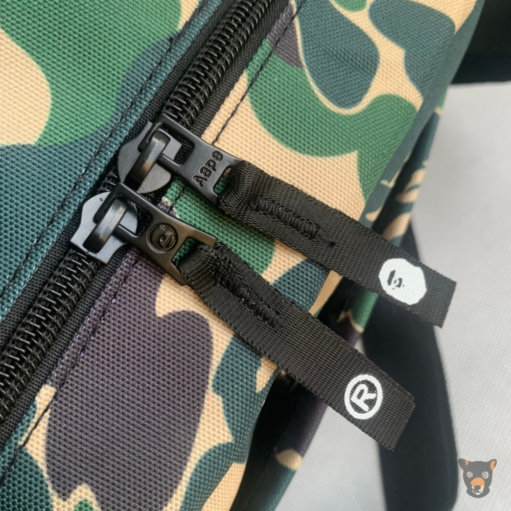 Сумка Bape с рефлективной вставкой