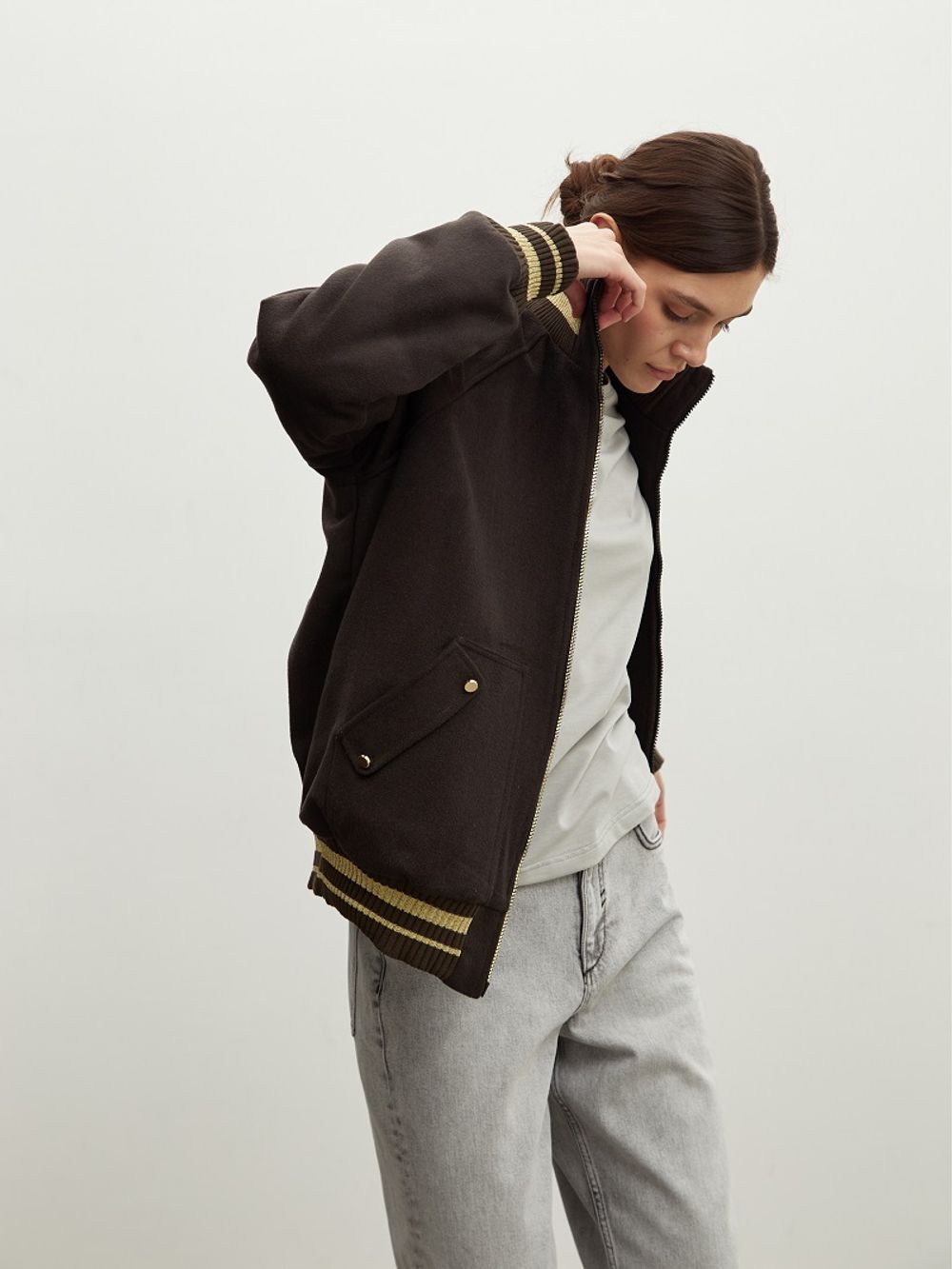 Бомбер темно-оливковый шерсть