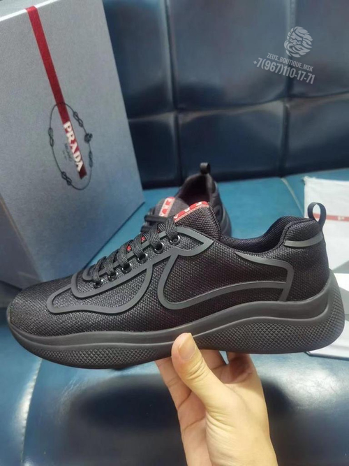 Кроссовки Prada