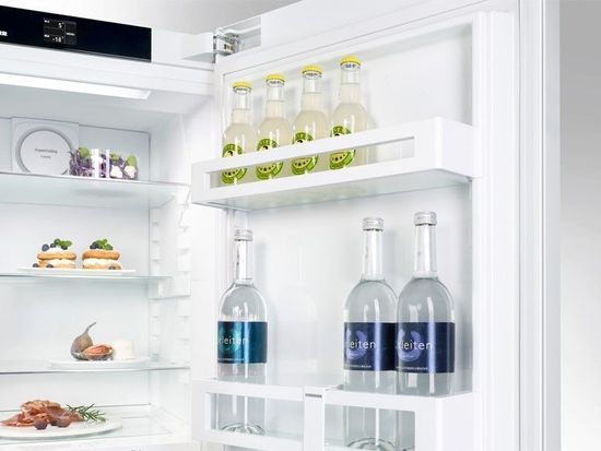 Холодильник Liebherr CNef 3915