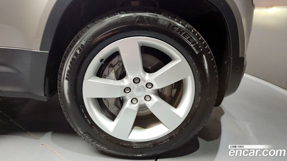Land Rover Defender (L663) 110 D300 HSE (07.2022)