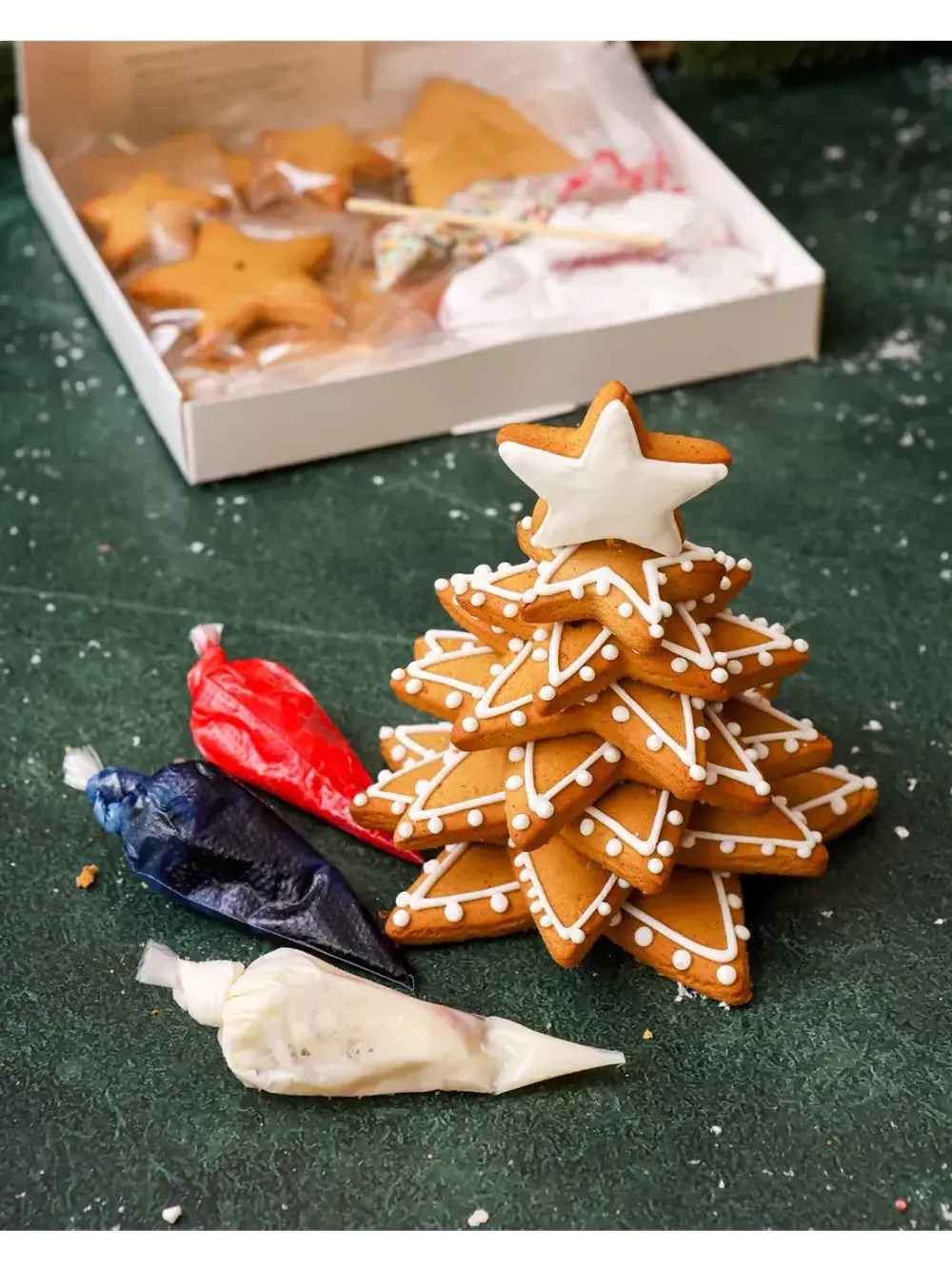 Имбирные пряники - Мастер-класс "Сборная Елка" Имбирные пряники - Мастер-класс "Сборная Елка"