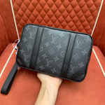 Louis Vuitton Pochette Kasai