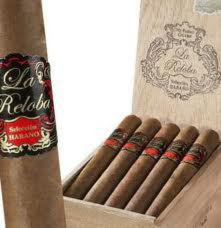 La Reloba Seleccion Habano Robusto