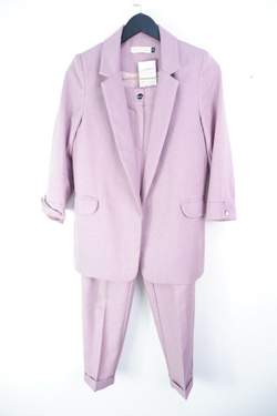 Костюм ALLURE брючный модный 44 размер