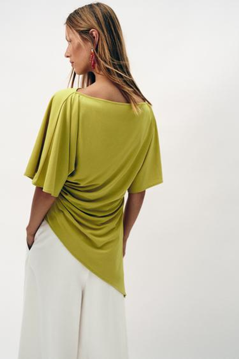 ZARA ТОП АСИММЕТРИЧНОГО КРОЯ СО СБОРКАМИ, ЛАЙМОВЫЙ