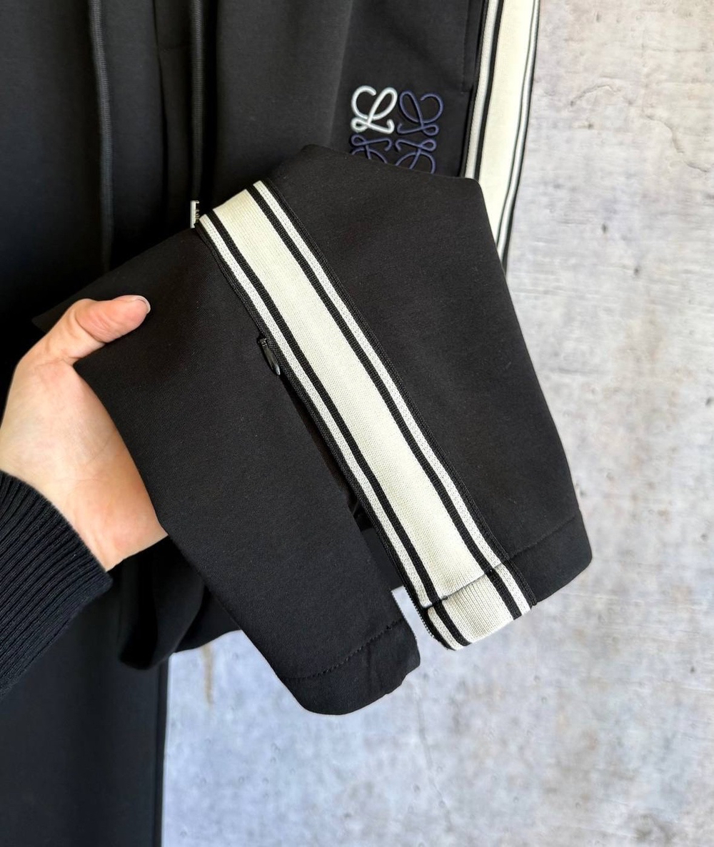 Спортивные штаны Loewe