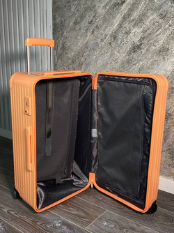 Чемодан Rimowa