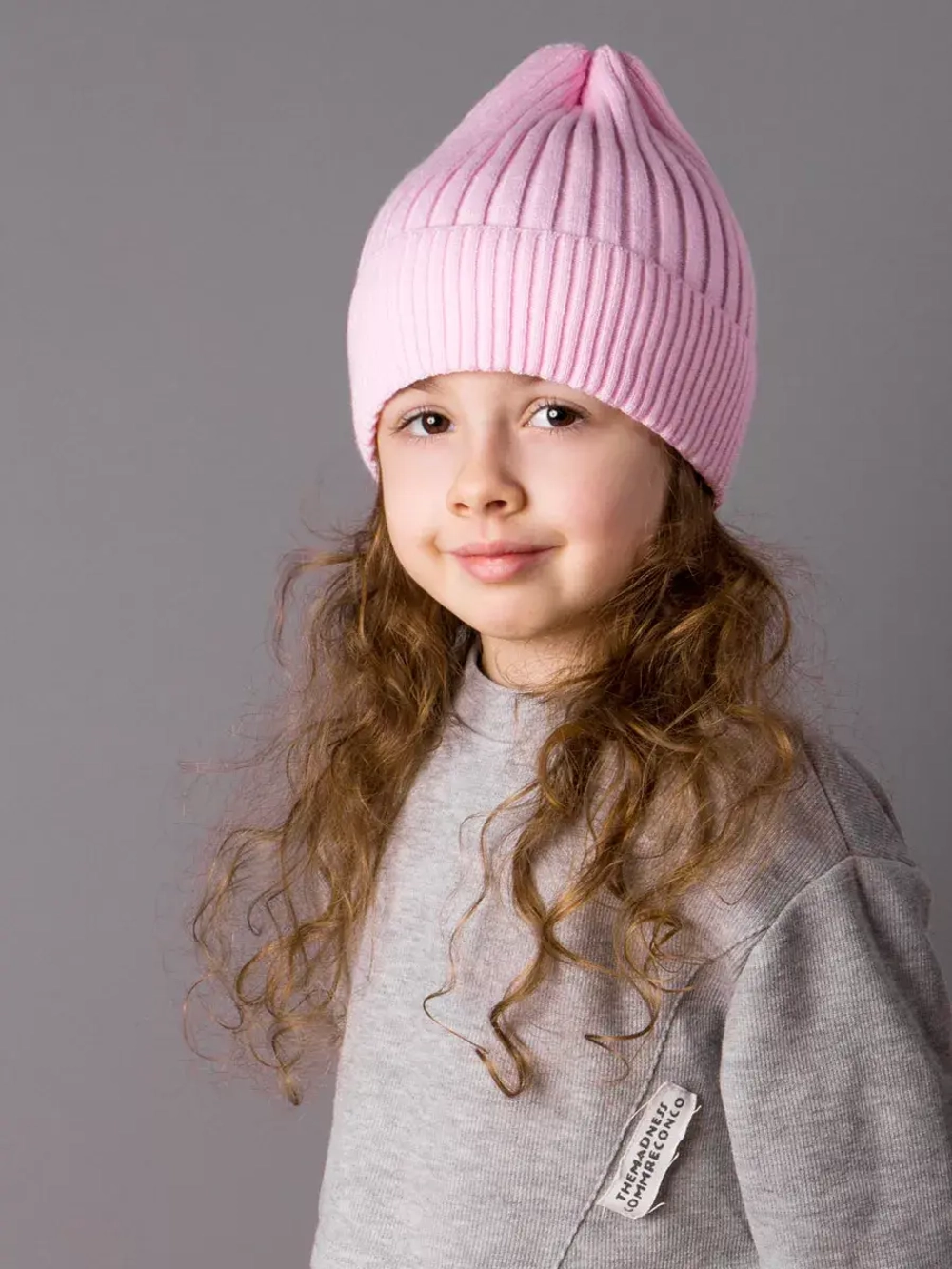 Шапка для девочки осенняя вязаная