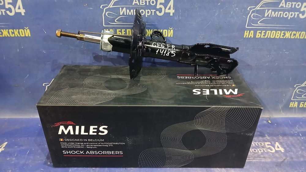 Стойка передняя правая Honda FIT 2007-2013