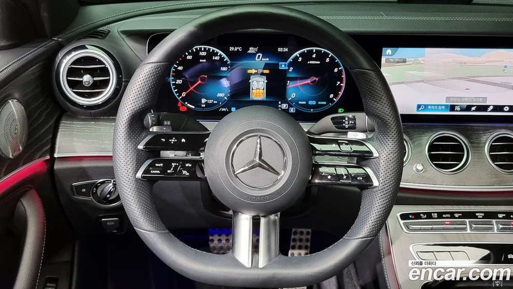 Mercedes-Benz E-Class W213 E350 4MATIC AMG Line (05.2021)