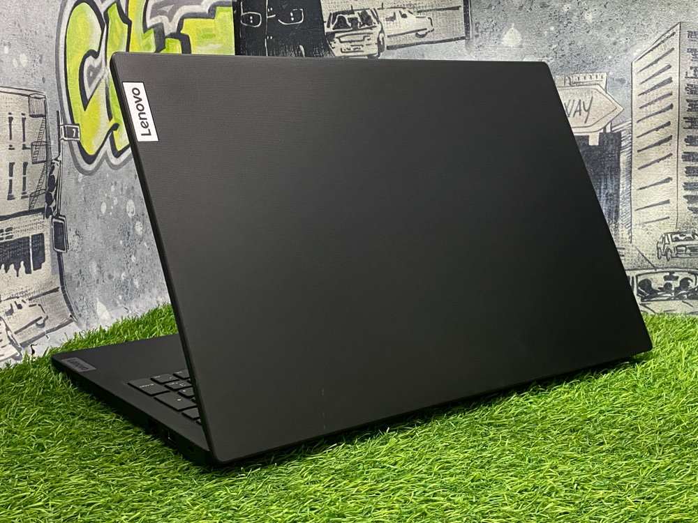 Ноутбук Lenovo 15.6' i5-13420H/UHD/16GB/512GB/ V15 G4 IRU[83A100ABRM]/Windows 10