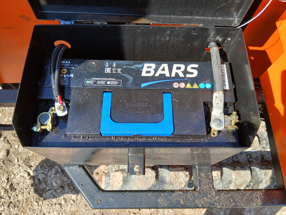 МГСУ ИНФ-23V.2 Сваебойная установка ИНФ-23V.2 (Дизельный, 1,4 л, 27 л.с., АТ)