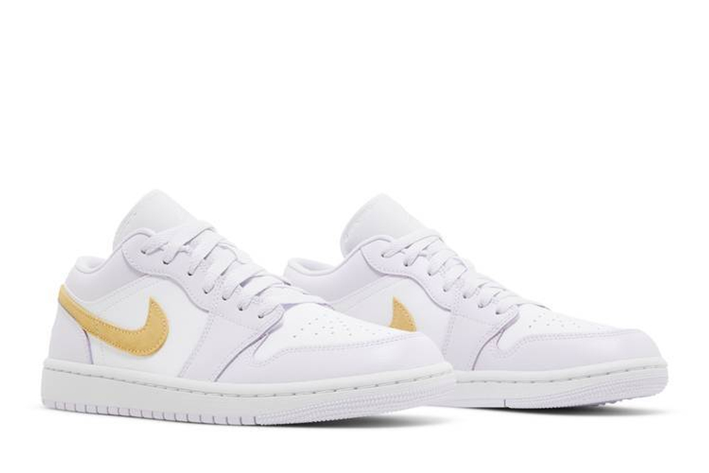Кроссовки Jordan Air Jordan 1 Low Wmns "Barely Grape" (Женская размерная сетка)