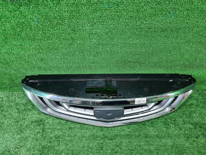 Решетка радиатора Geely Atlas (2016-2022)