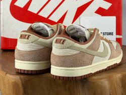 Nike Dunk Low Medium Curry