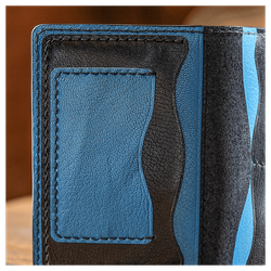 Кожаная обложка на паспорт «Шаманка» (фигура)