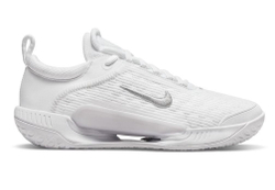 Женские Кроссовки теннисные Nike Zoom Court NXT - white/metallic silver/grey fog
