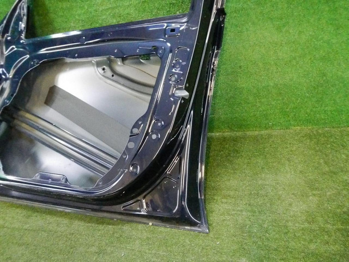 Дверь передняя правая Mercedes E W213 (2016-2023)