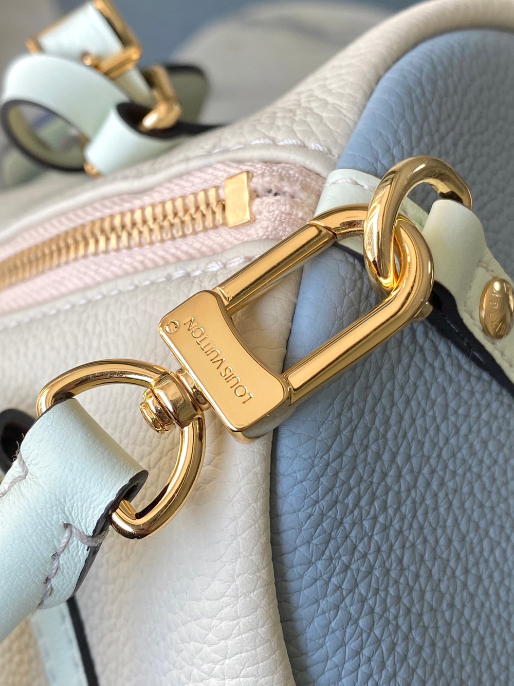 Louis Vuitton Bag 40 cm
