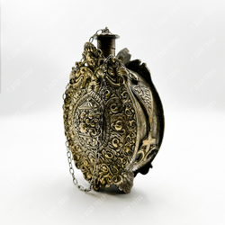 Большая богато декорированная пороховница. Посеребрение, латунь. Балканы, XIX в.