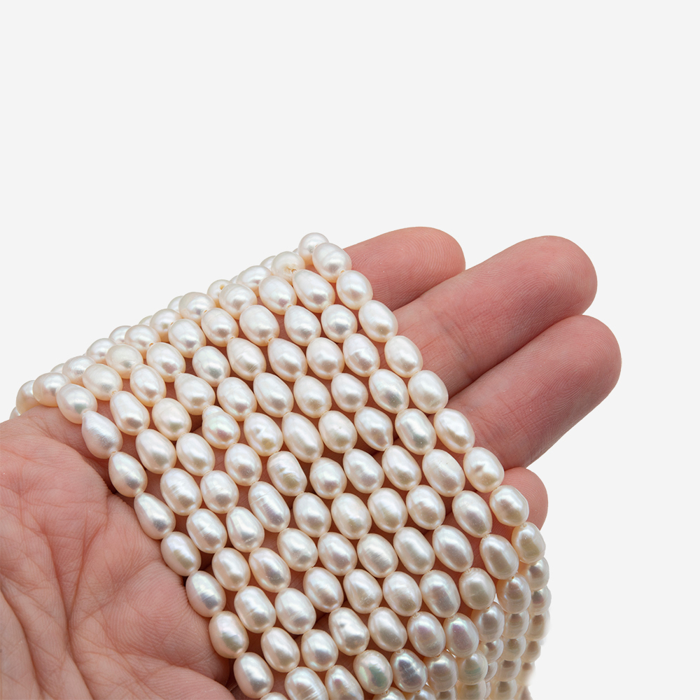 Жемчуг культивированный овальный A Grade, айвори, 5*6-6,5мм