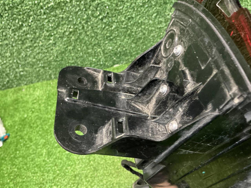 Фонарь правый внешний Geely Monjaro (2021-н.в.)