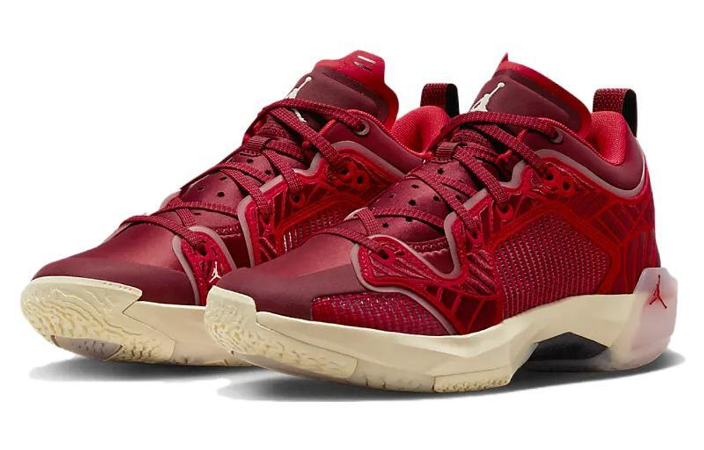 Кроссовки Jordan Air Jordan 37 Low "Team Red" (Женская размерная сетка)