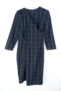 Платье Vassa&Co в деловом стиле 42 размер