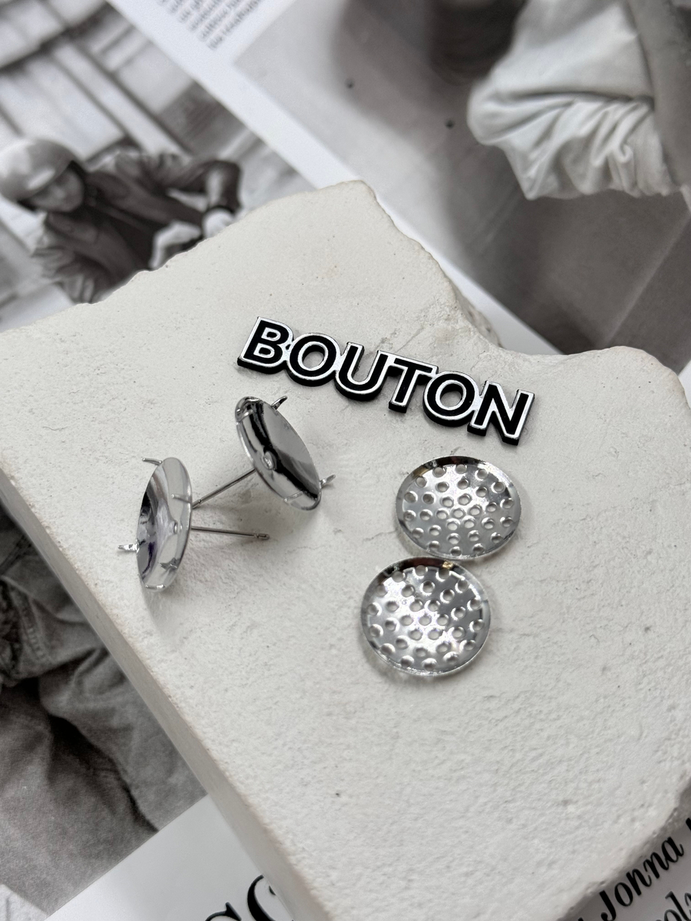 Комплект серебристых заготовок для серег с шипами и основой 2 шт