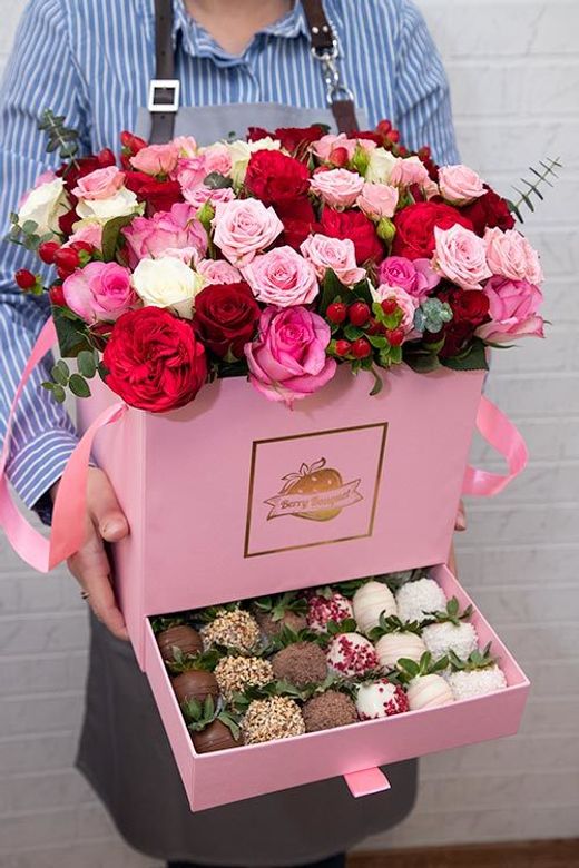 🍓 Клубника в шоколаде в шляпной коробке 🍓 - купить клубничный букет с ...