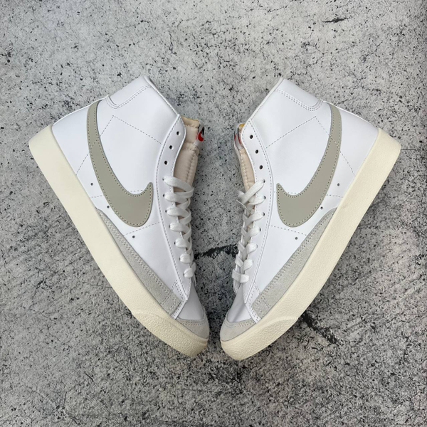 Кроссовки Nike Blazer Mid '77 VNTG white/biege