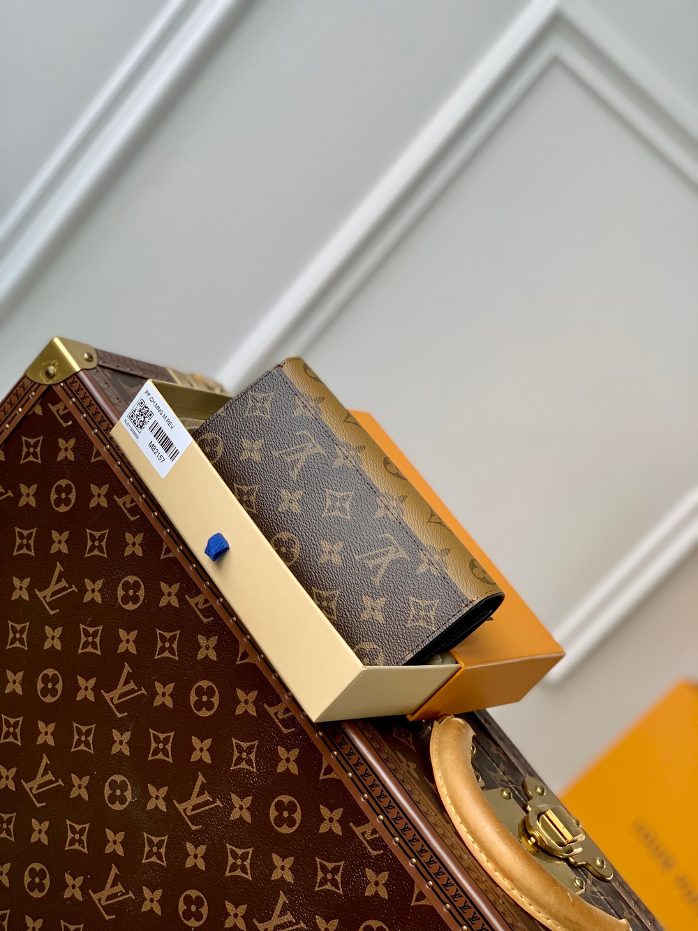 Louis Vuitton Emilie Wallet