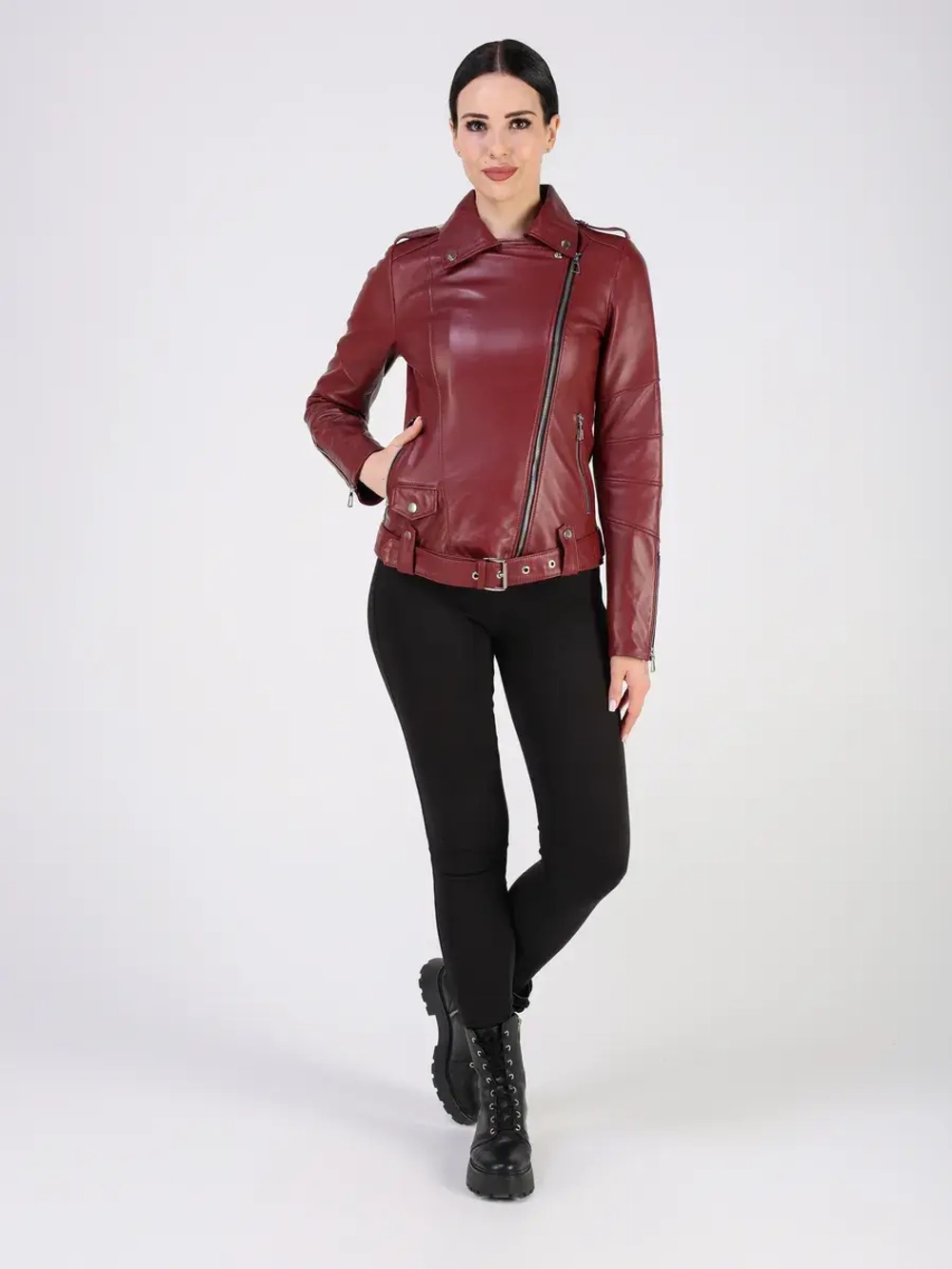 Кожаная куртка демисезонная косуха