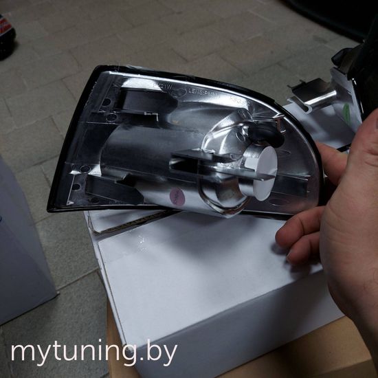 Поворотники Audi A4 B5 black