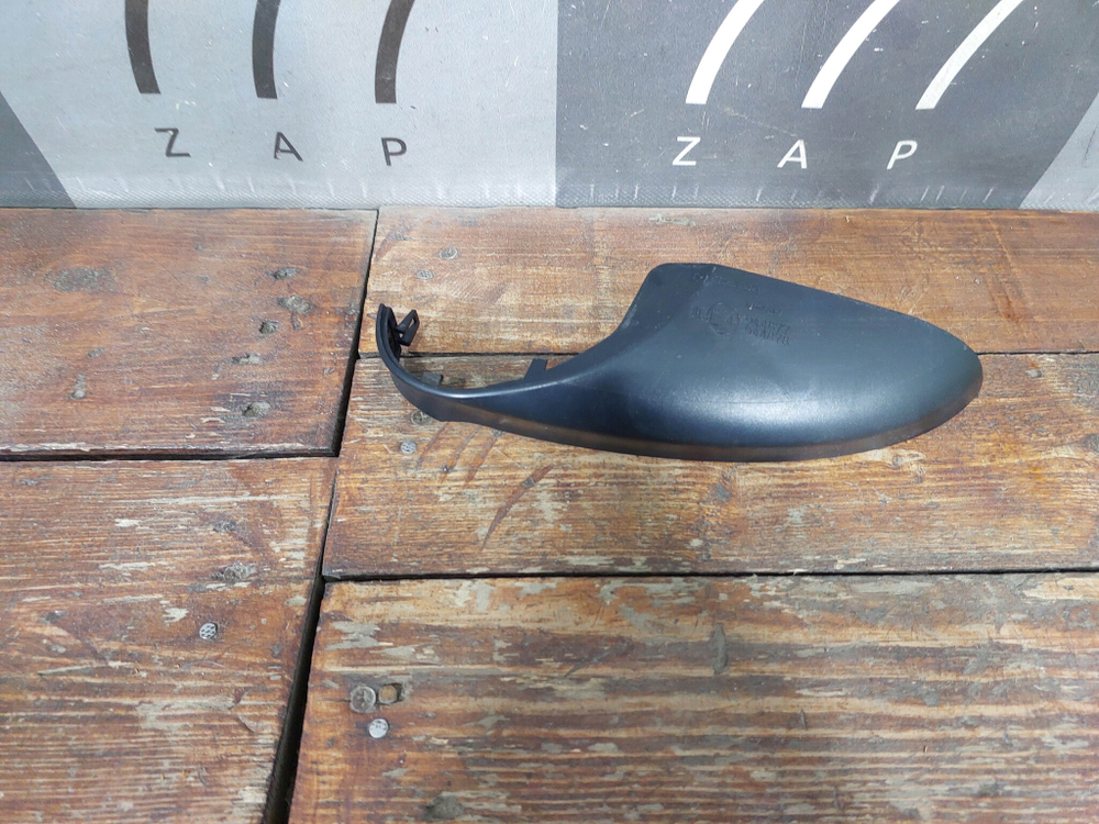 Крышка зеркала правая нижняя Mazda CX-5 2 (KF) 17-нв Б/У Оригинал KD3M69121B