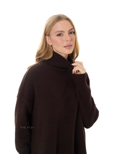 Шоколадный кашемировый костюм свободного кроя