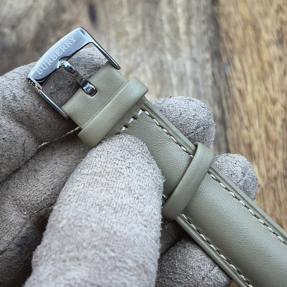 Часы Burberry