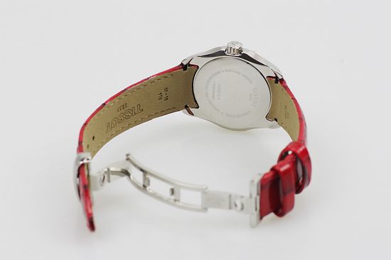 Женские часы Tissot T035.210.16.011.01