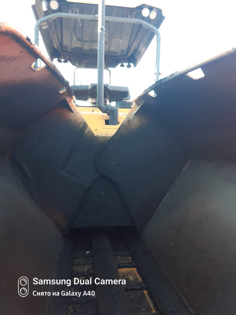 XCMG RP* Асфальтоукладчик RP505 (Дизельный, 3,8 л, 141 л.с., МТ)