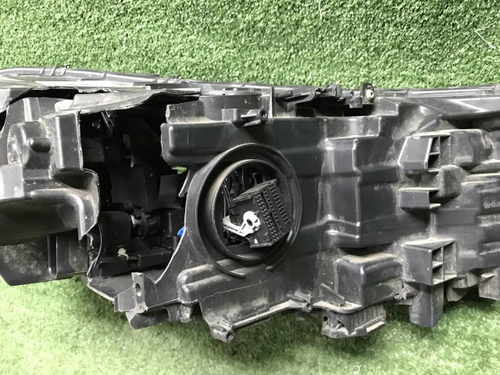 Битая Фара левая BMW 7er G11 (15-19) Adaptive LED