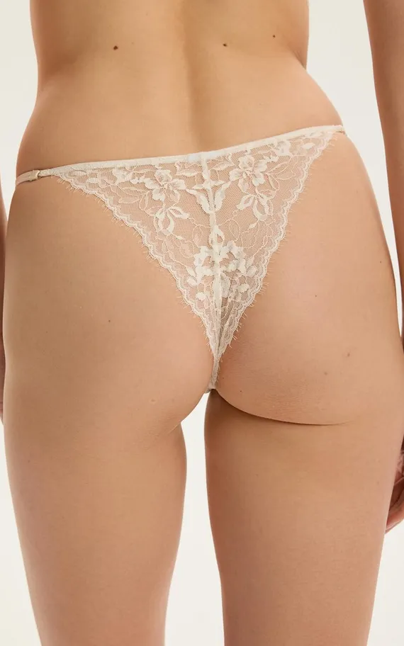 43535 CLOE/01X Трусы стринги