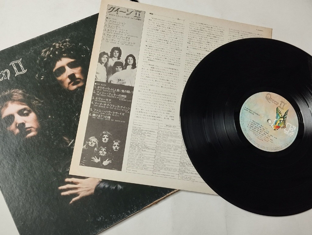 Винтажная виниловая пластинка LP Queen II (Japan 1974) (No Obi) P-8456E