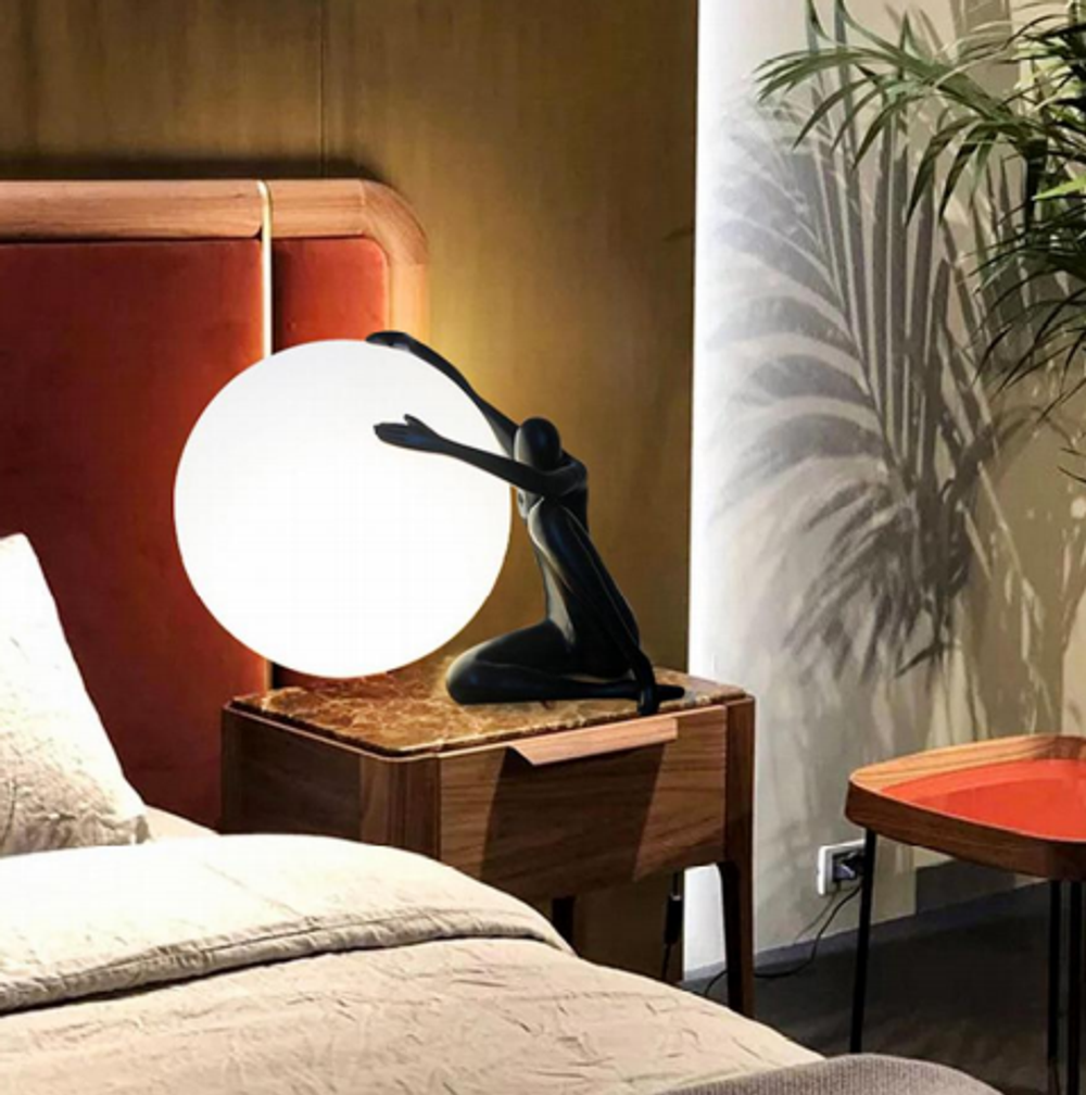 лампа настольная Chloe B