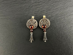 Серьги "Луннички с камнями и привесками".